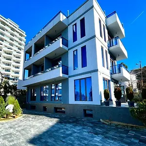 Queen Tamar Guest house